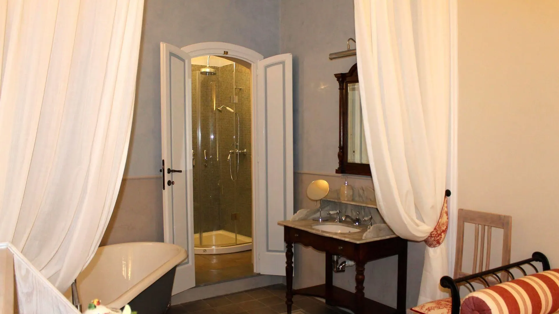 Corte Dei Neri Residenza D'Epoca Florence Bed & Breakfast
